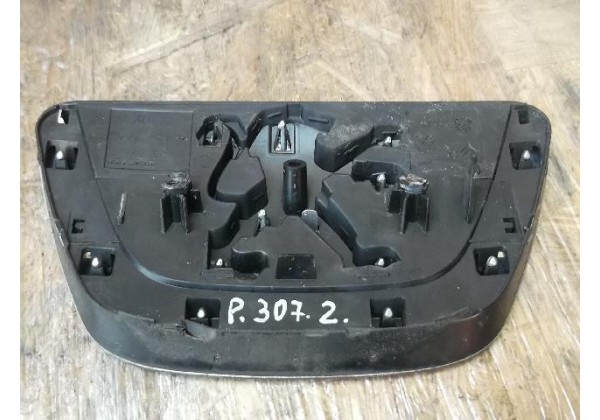 Логотип Peugeot 307, 9653466777